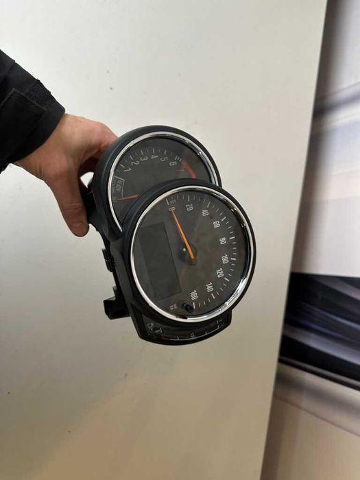 Панель приладів Mini Cooper F54/ 55/ 56/ 57/ 60 Рестайл приборка