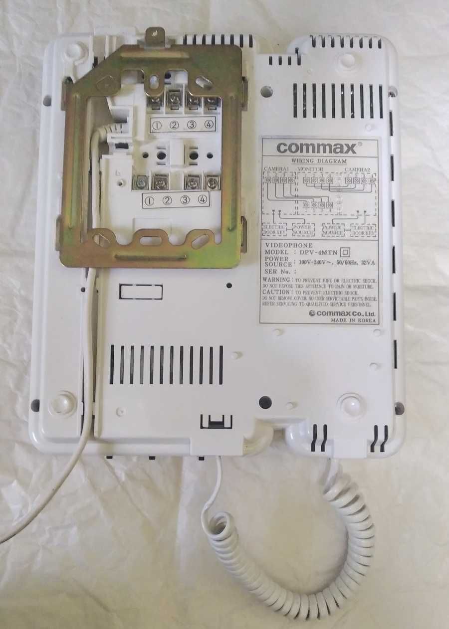 Видеодомофон COMMAX DPV-4MTH (б/у), черно-белый