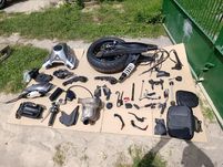 Części część KTM Adventure Duke 790 ADV 18 – 23 r bak koło plastiki L1