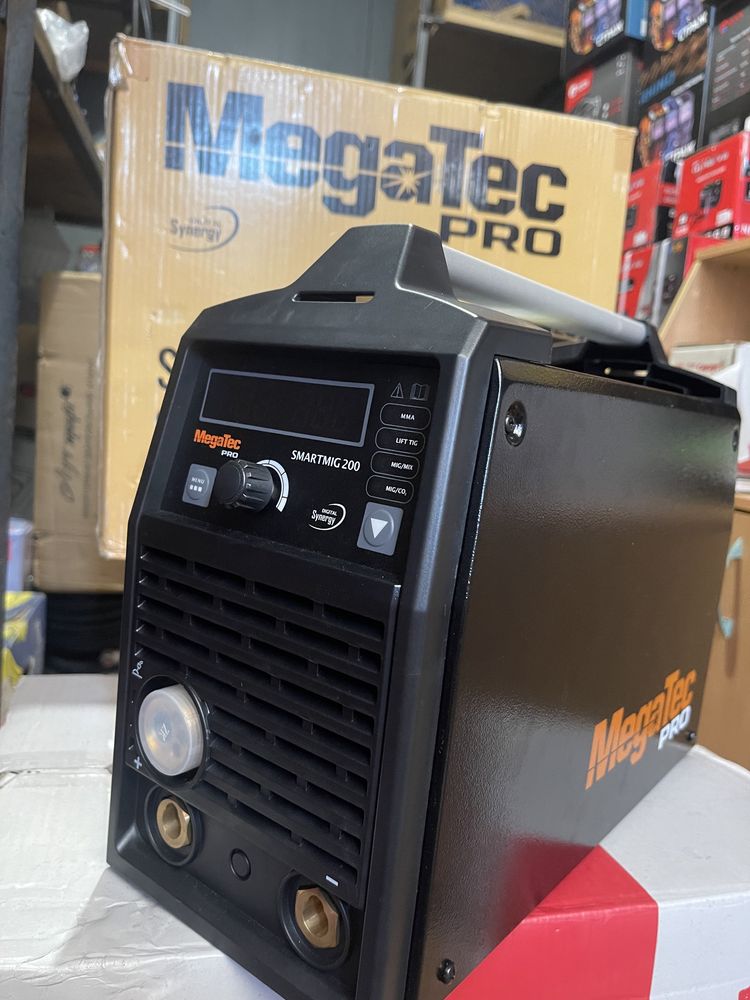 Сварочный полуавтомат Megatec Pro SmartMig 200 MIG/TIG/MMA