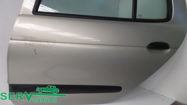 Porta trás esquerda RENAULT Megane I Break (KA0/1_)