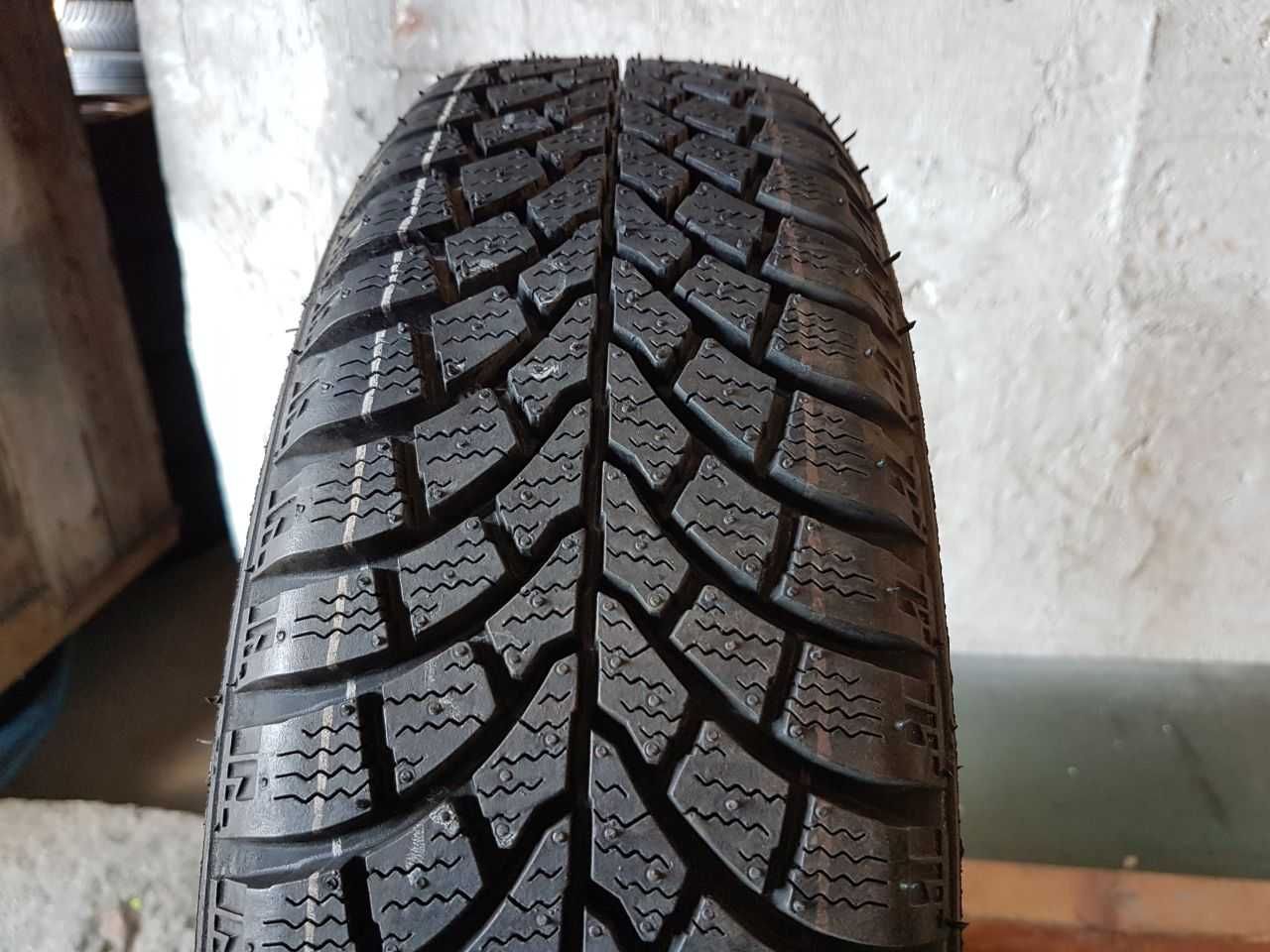 Opona Jak Nowa Demo zimowa 145/70R13 8,8mm Firestone FW930 Winter