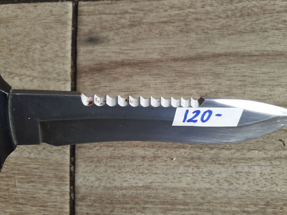 Nóż outdoor Muela Spain