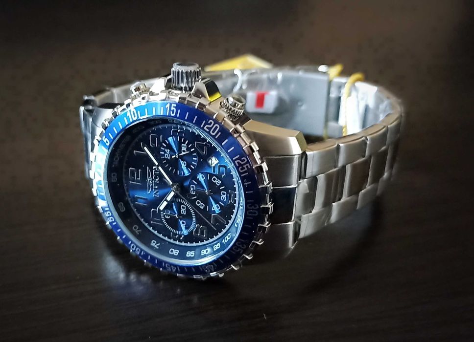 Invicta Specialty. Часы - хронограф