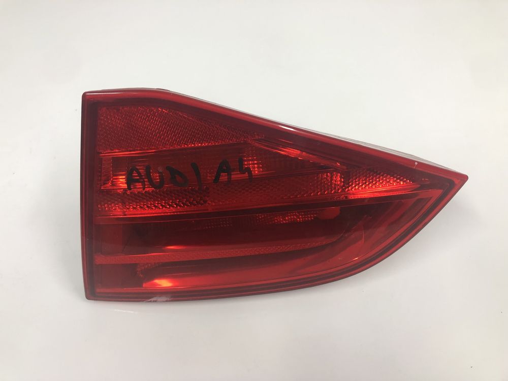 Audi a4 b8 lampa tył tylna prawa