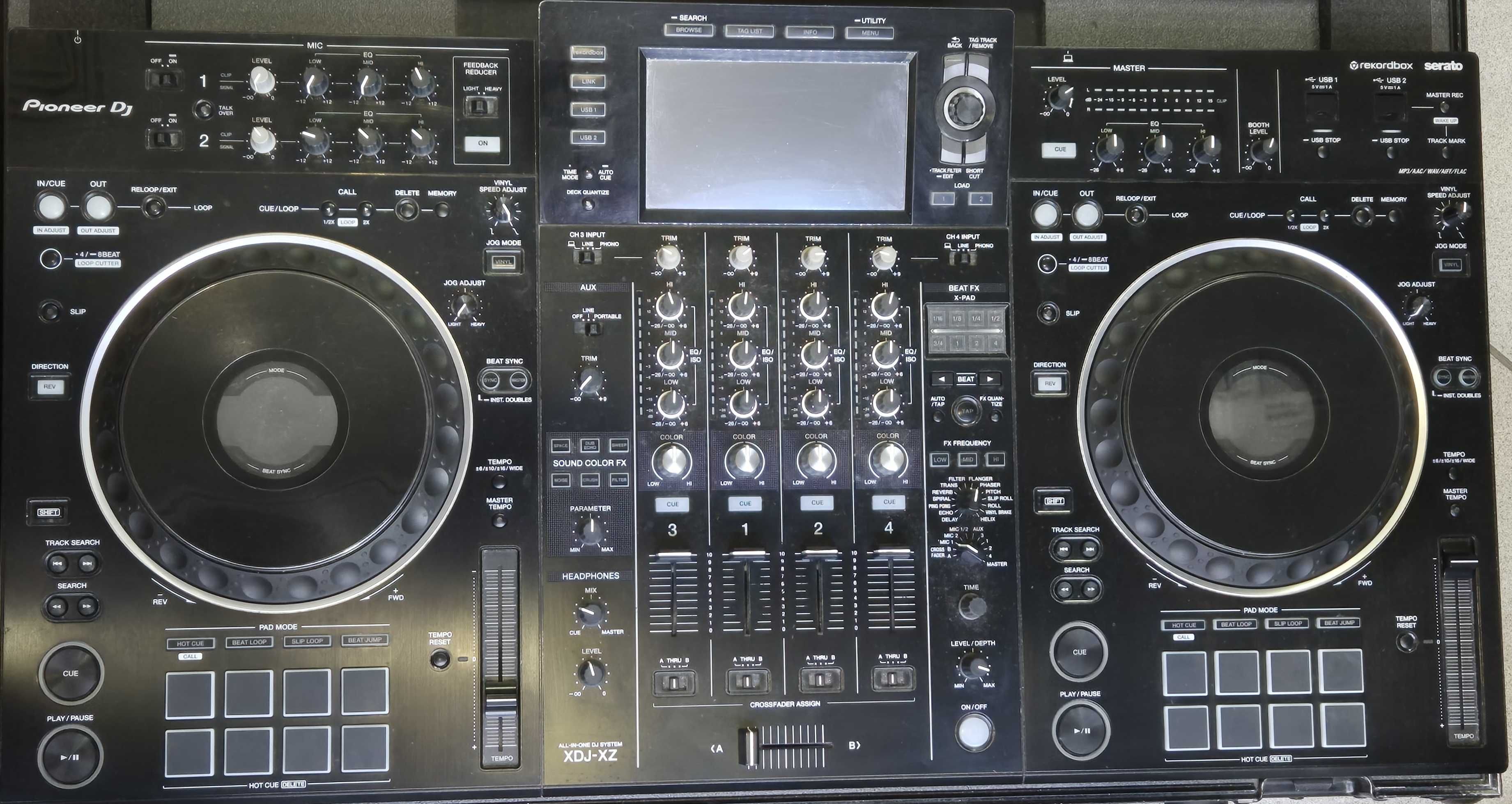 Mikser Pioneer XDJ-XZ + Case