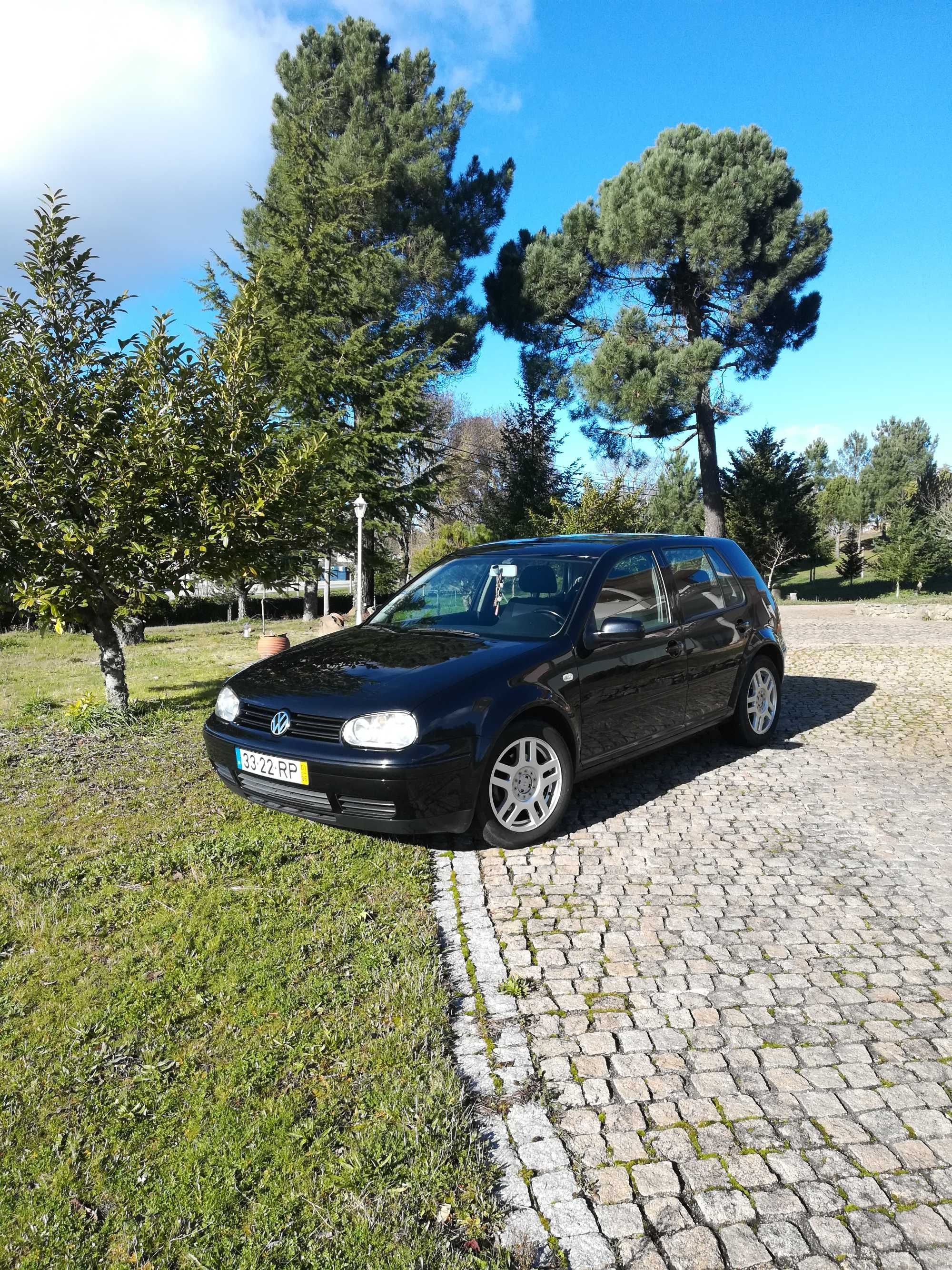 Golf 1.9 TDI 110 CV em bom estado de conservação, estimado e fiável