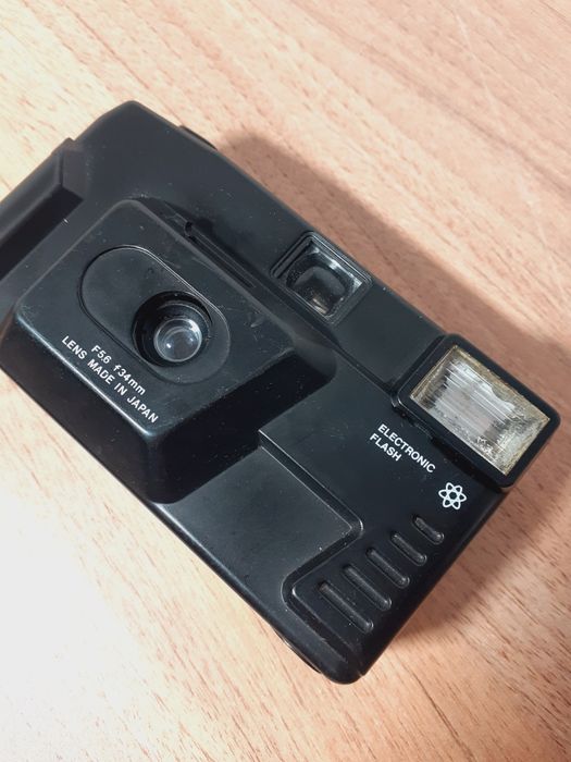 Analogowy aparat fotograficzny