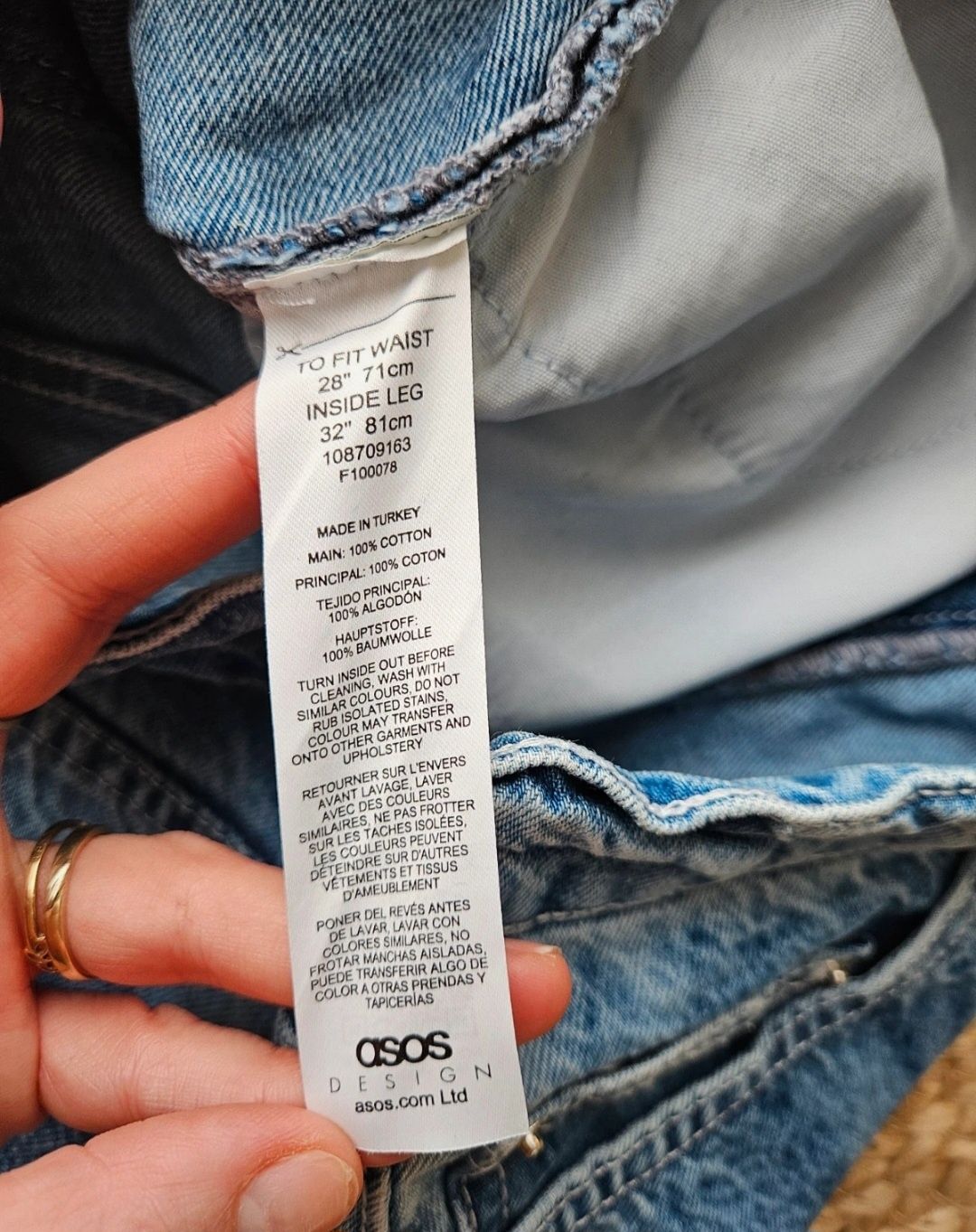 Damskie  Asos spodnie Jeansy wzorem w fale 28/32