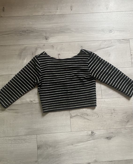 Топ чорний в білу полоску