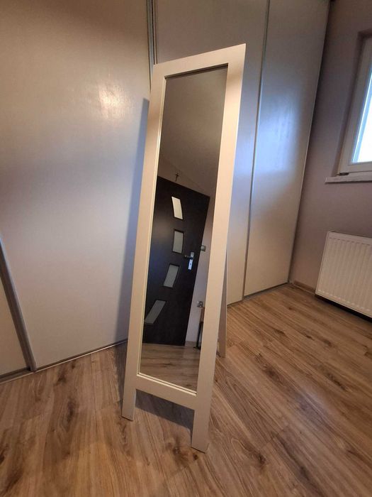 Lustro białe w ramie bardzo dobry stan