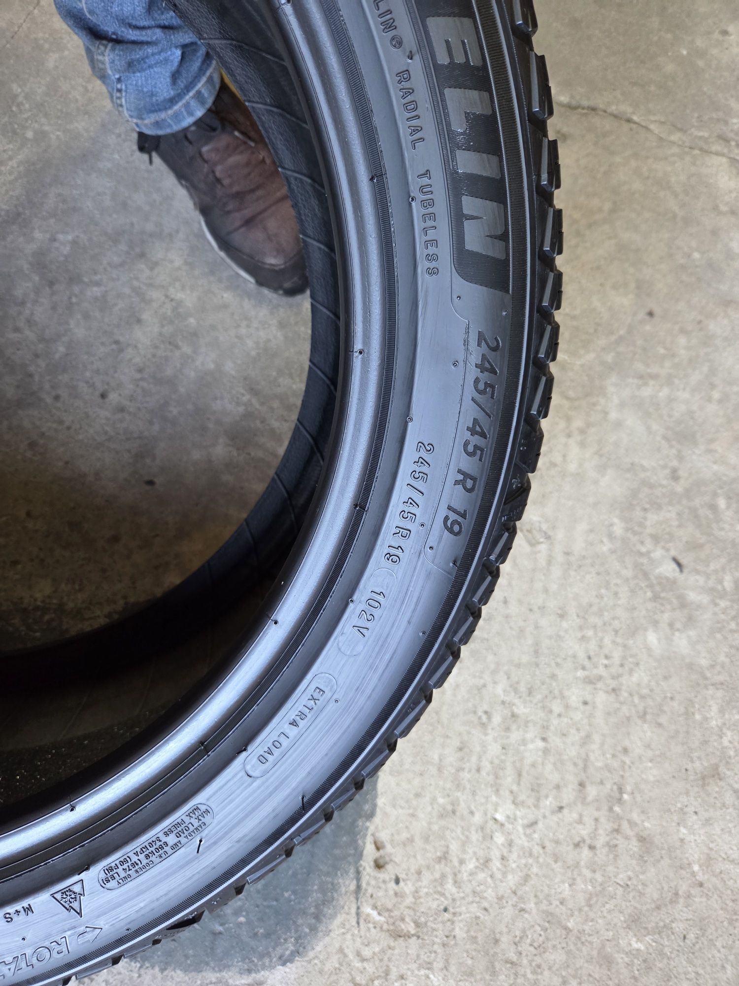 opony używane 245/45R19 Michelin Crossclimate 2