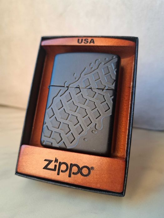 nowa Zippo Armor Tire Tread 28966, datowanie A 18