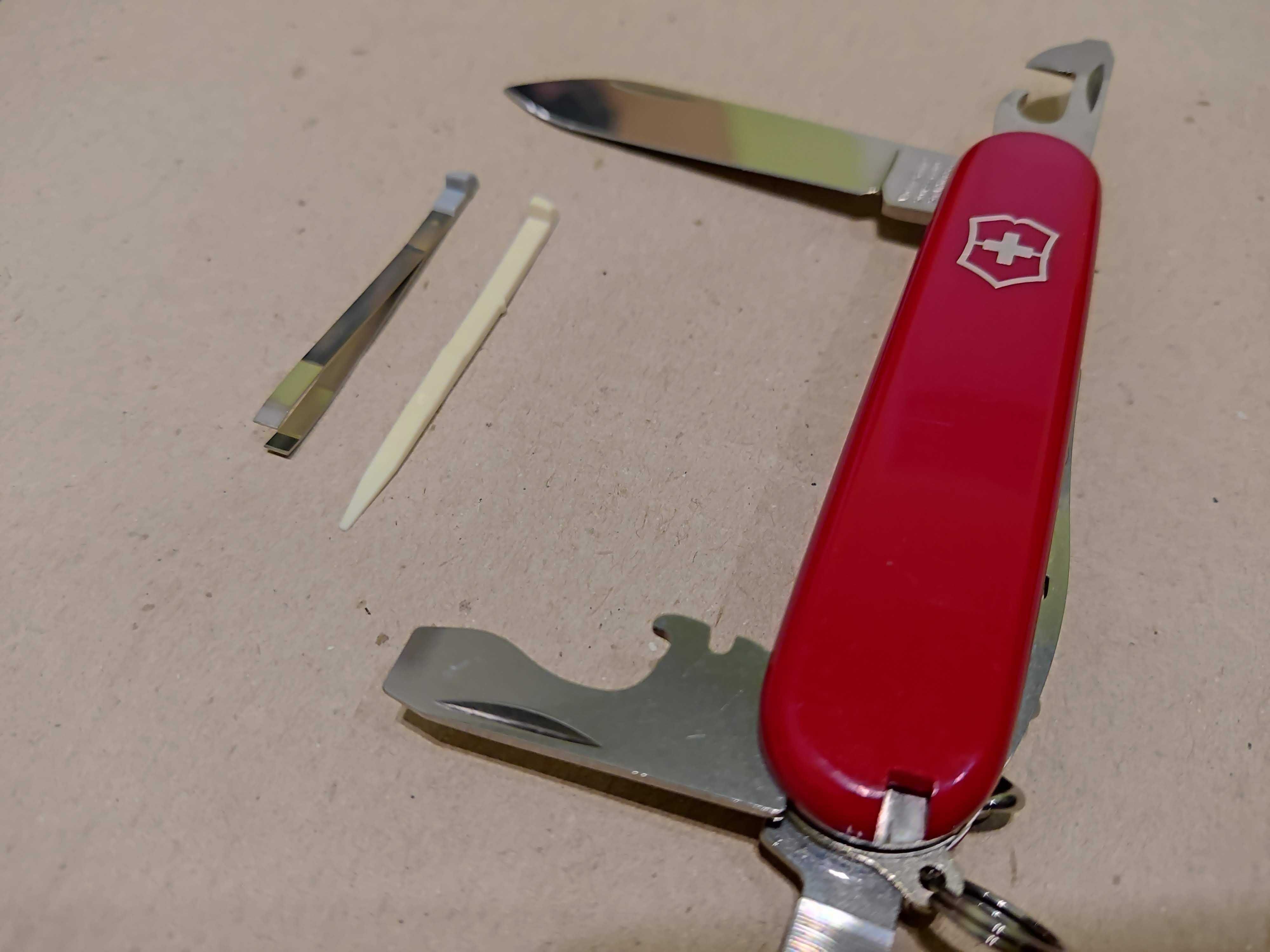Scyzoryk Victorinox Sportsman 84mm