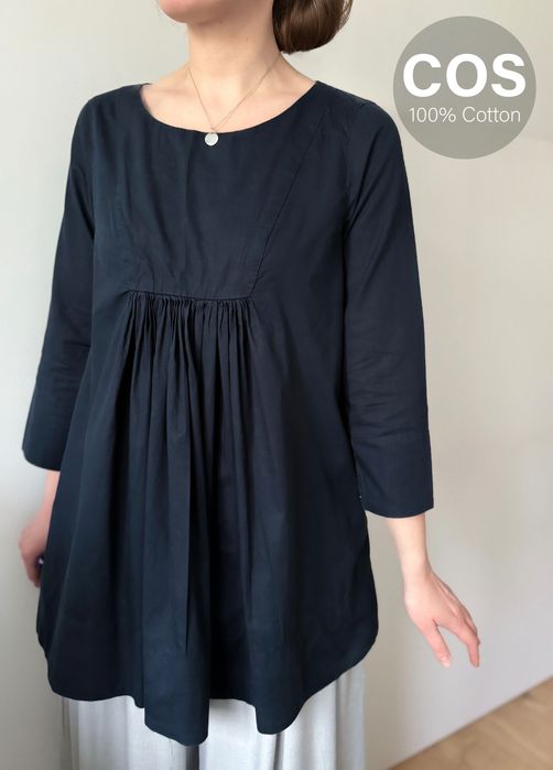 długa bluzka koszulowa granatowa COS 38 M marszczona z kieszeniami