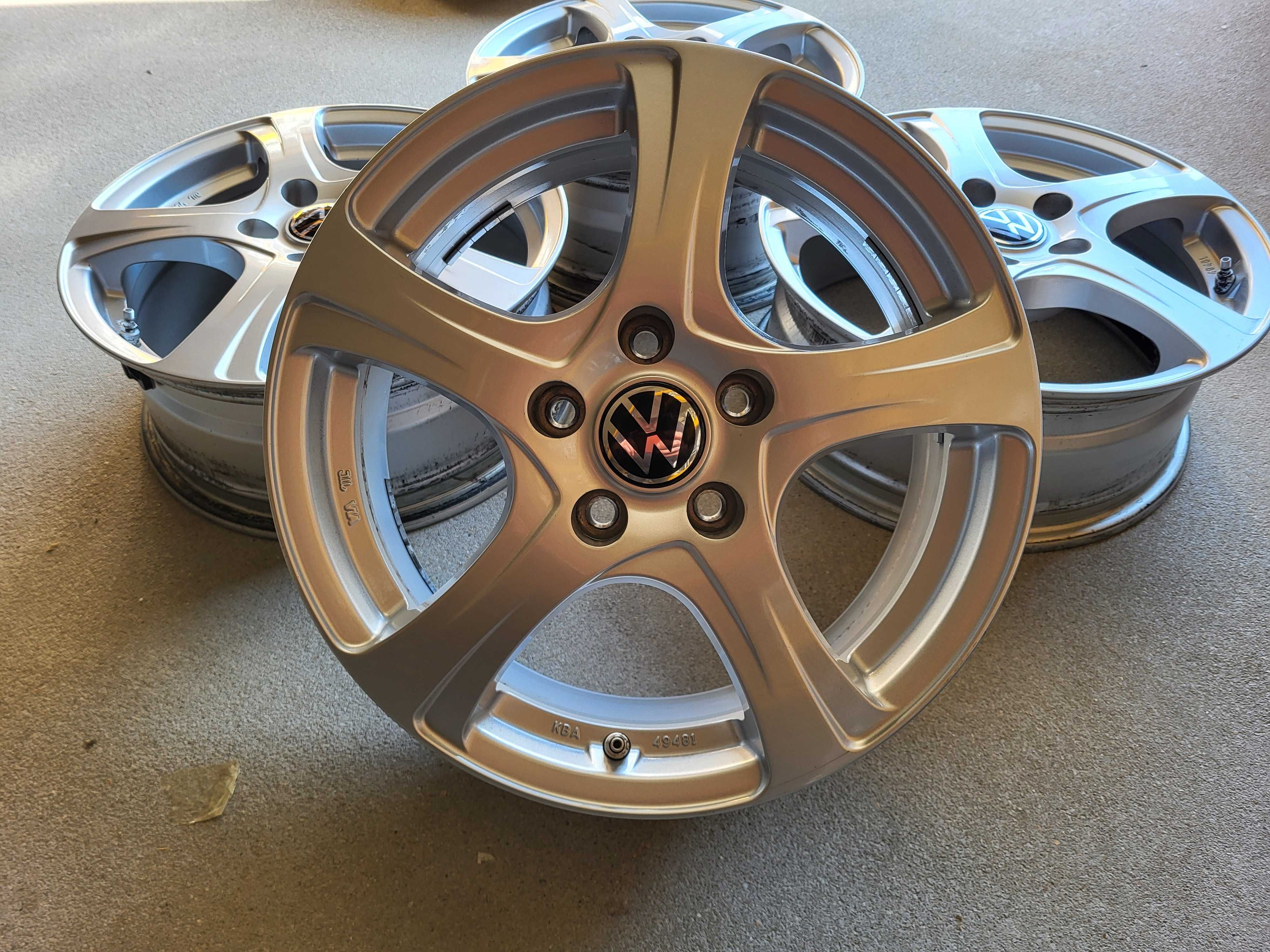 [666] Felgi aluminiowe 16 Cali 5x112 ET40 VW Golf Passat Touran