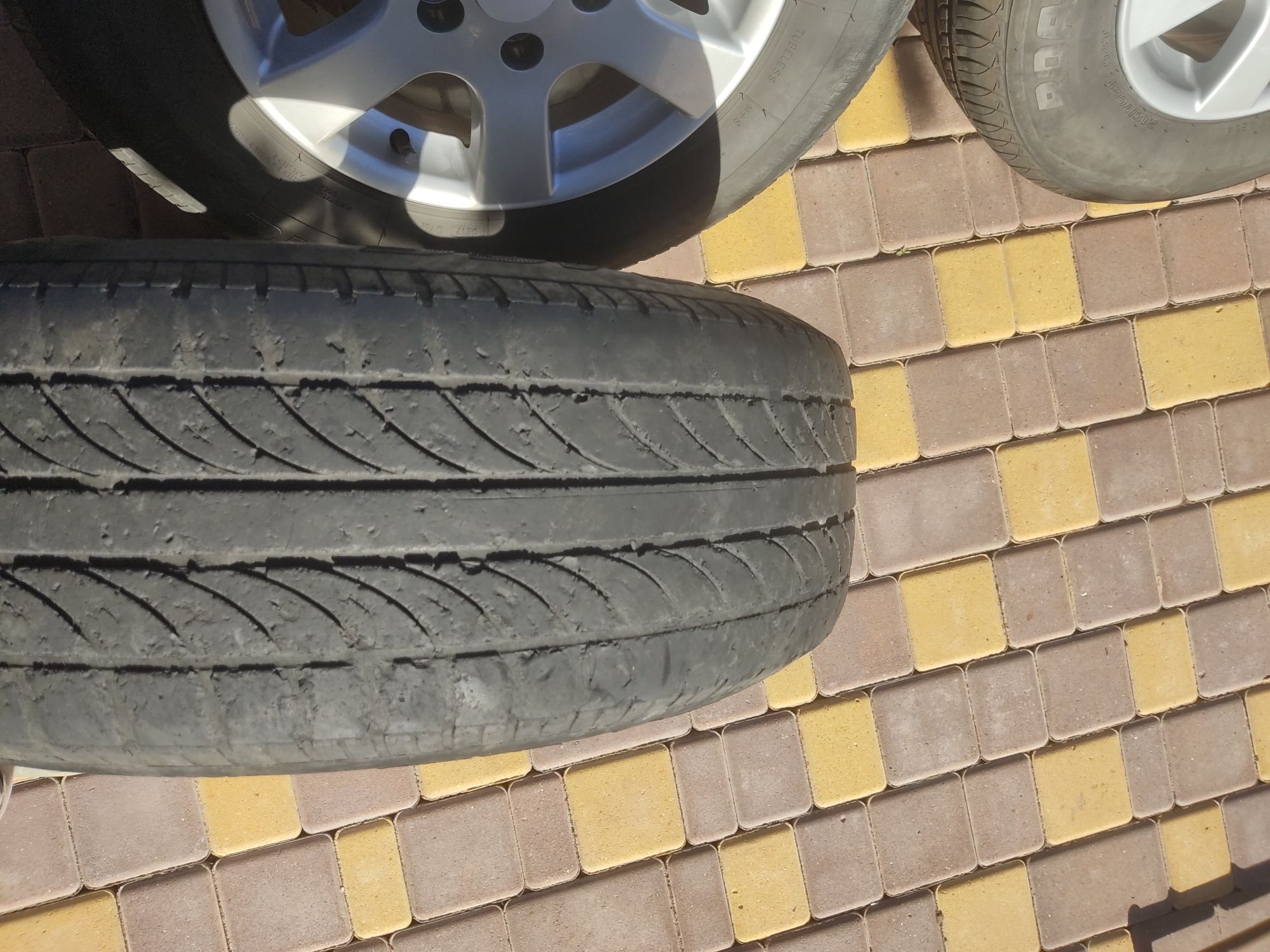 Колеса 215/70 R15. 5/114.3