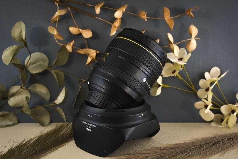 Nikon Nikkor 16-80mm f2.8-4 AF-S VR  обмен.