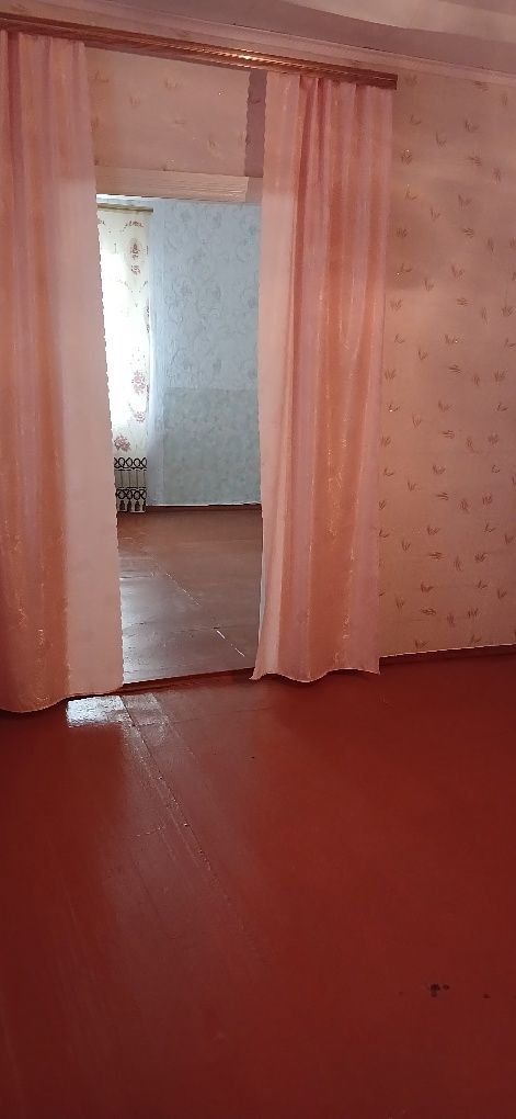 Продам дім в селищі