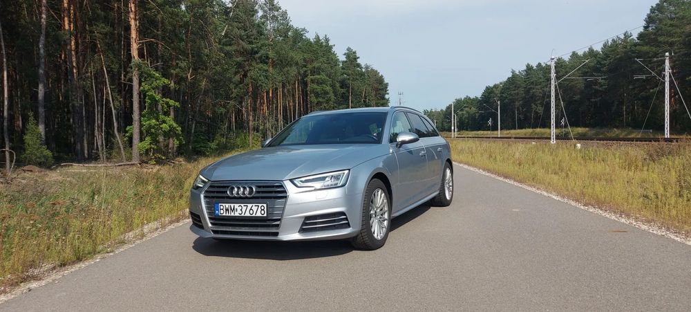 Audi A4 Avant Audi A4B9 S-LINE