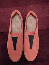 Весняно-осінні жіночі туфлі
