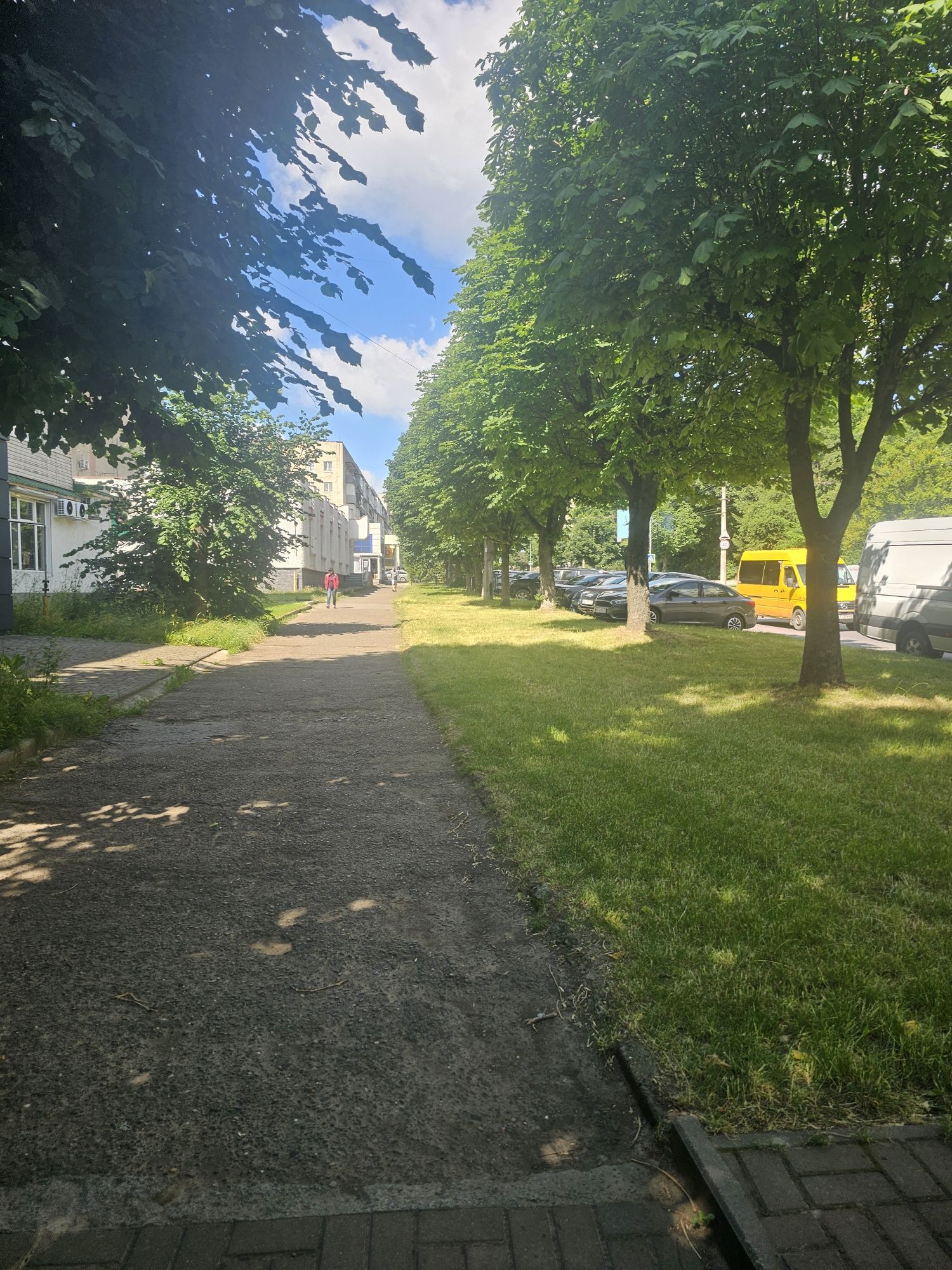 Продаж комерційного приміщення  Чернівці