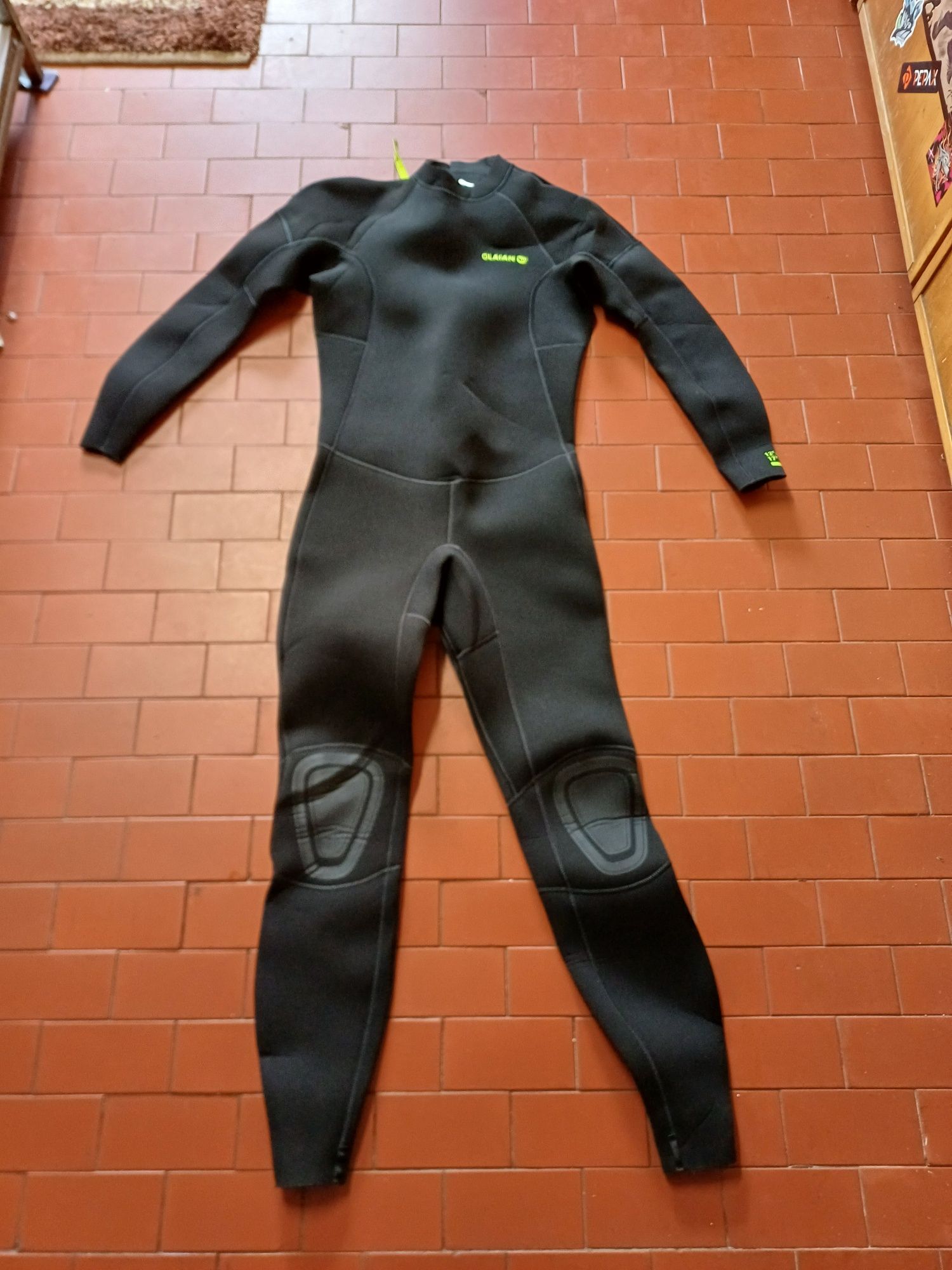 Neoprene Olaian M