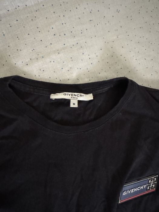 Tshirt Givenchy como nova