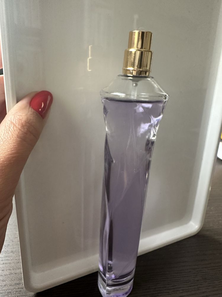 Divine Royal Oriflame 50 ml EDT niepełne