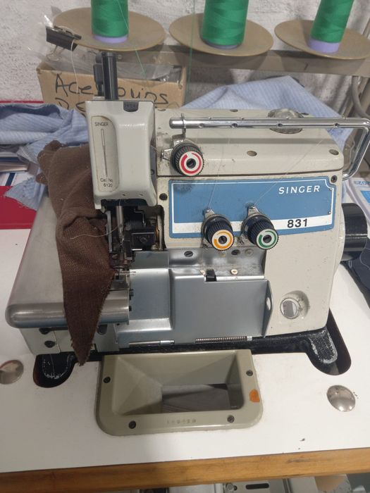 Lote de Máquinas de Costura Industriais – Juki, Brother, Singer, Kingt