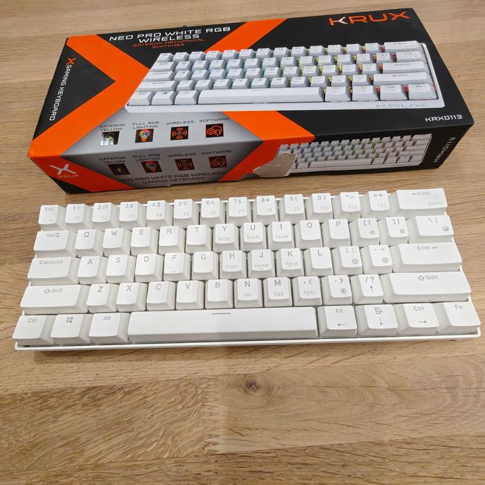 Klawiatura Krux Neo Pro White RGB – bezprzewodowa, stan bardzo dobry