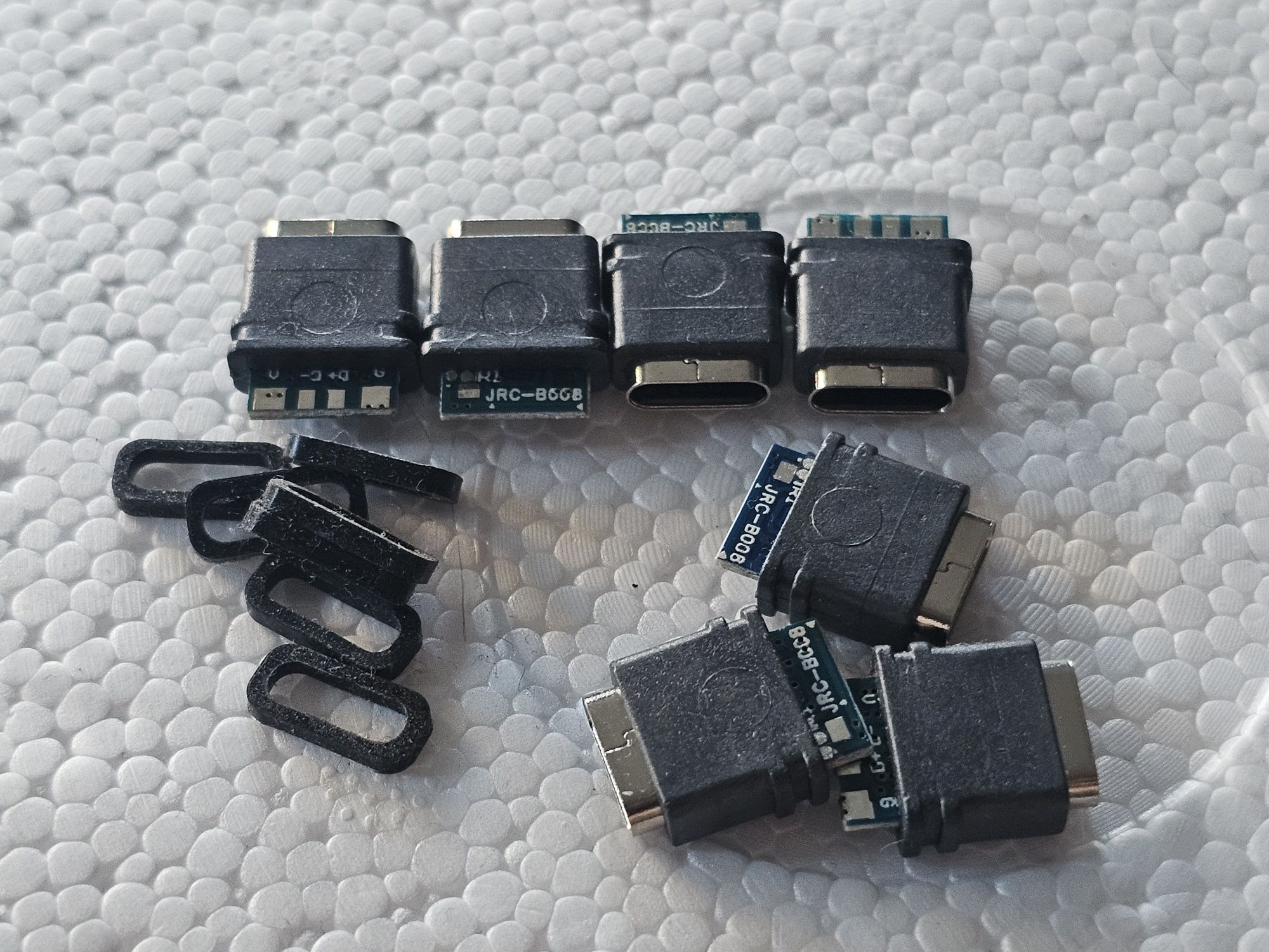 7 Portów Złącz USB-C z O-Ringami