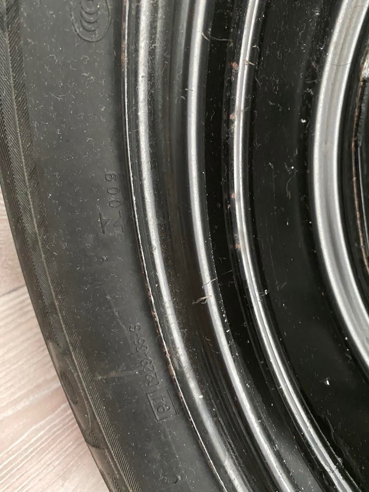 Автомобільне колесо з диском 205/60R16 Kumho