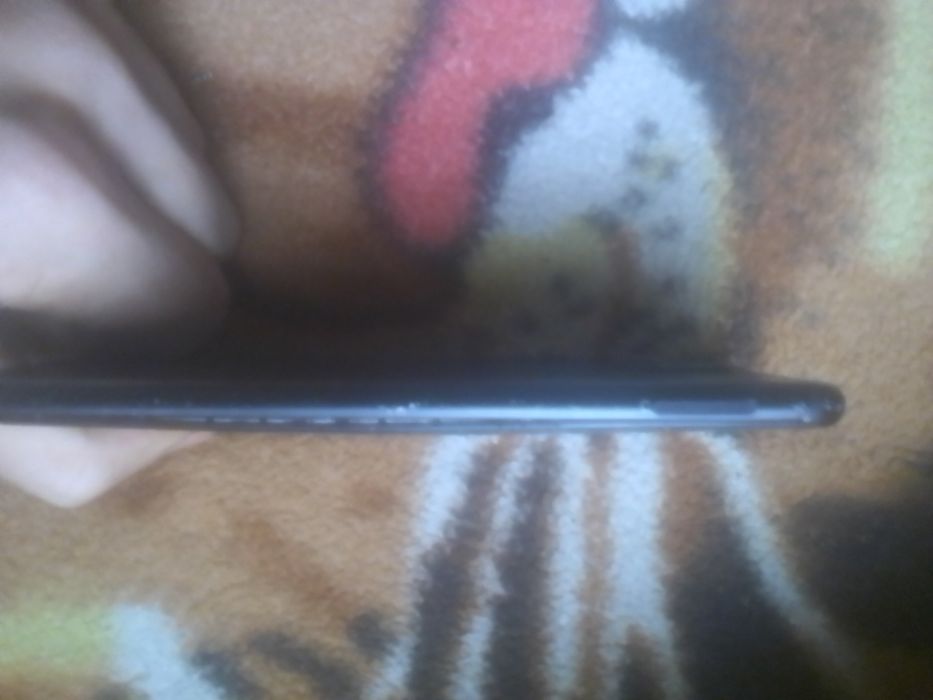 Продам телефон HUAWEI Model RNE-21 Або поміняю на телефон самсунг а 30