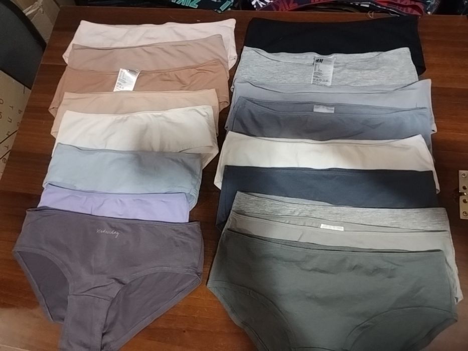 Трусики різних моделей від бренду H&M