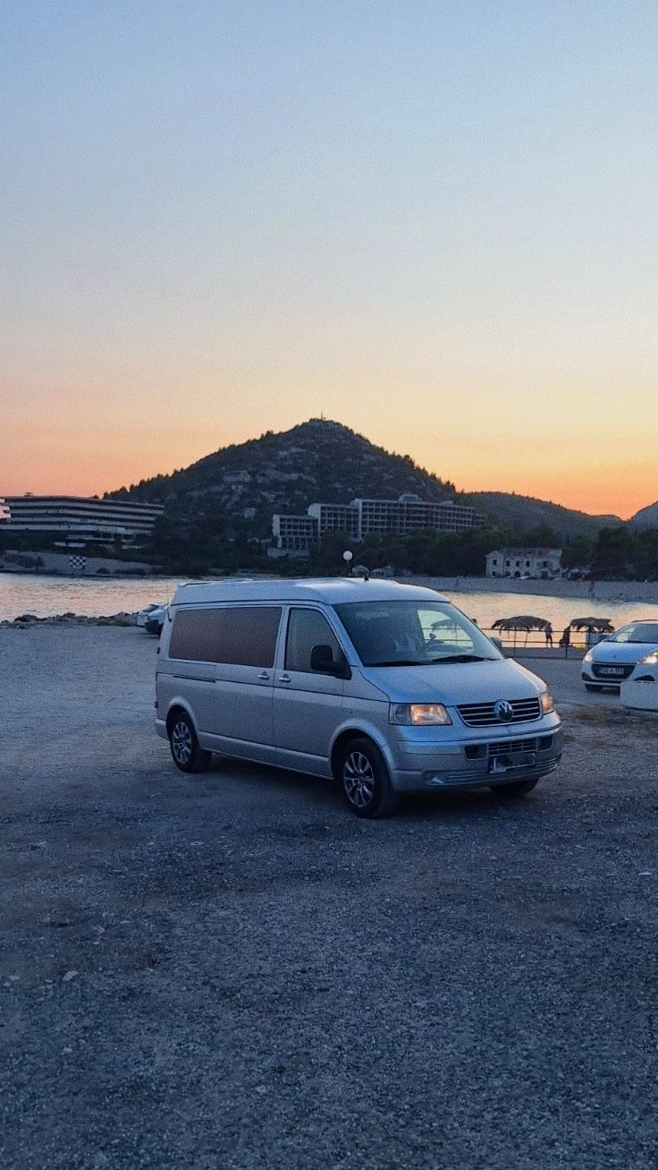 VW transporter 2.5 TDI 2011r