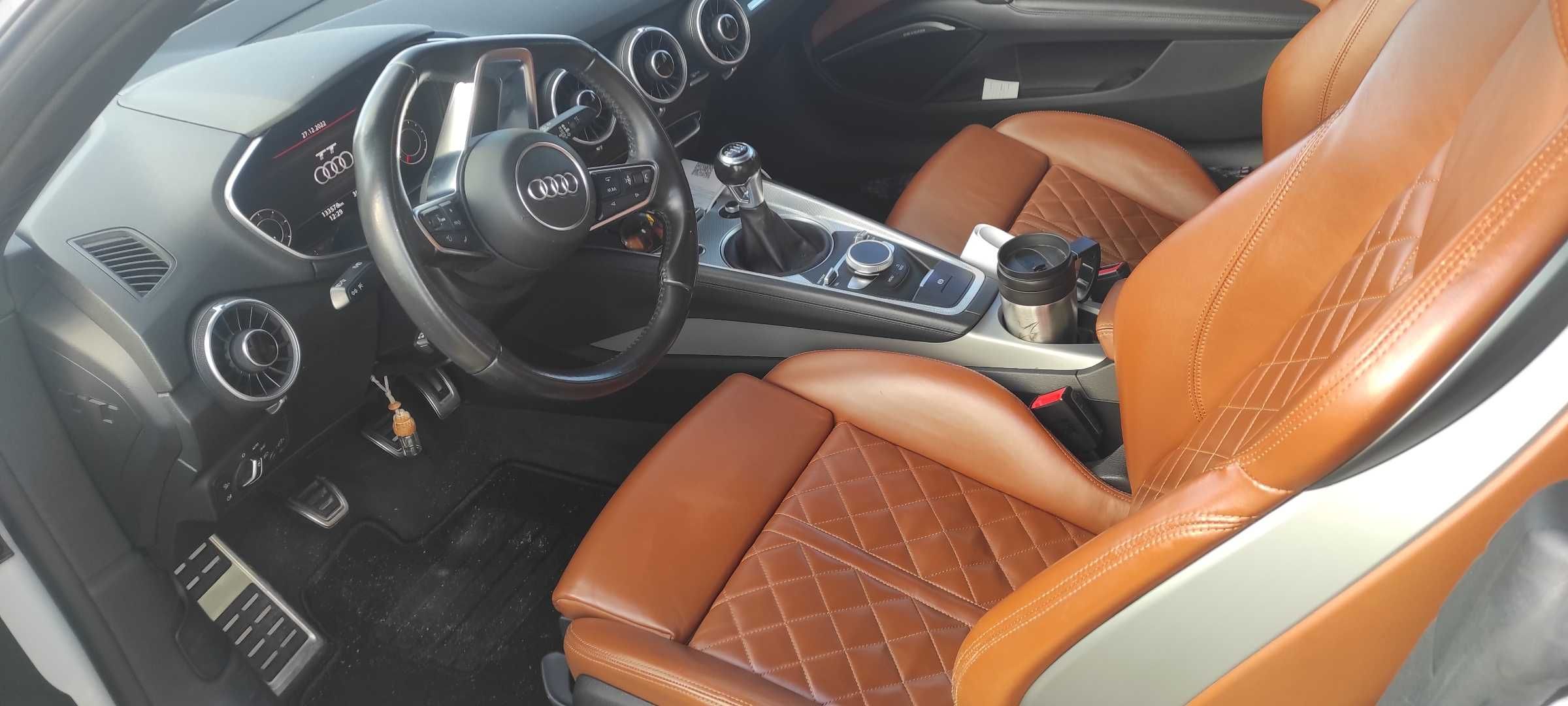 Audi TT TDI em excelente condição