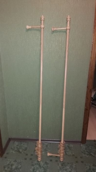 Продам карнизы 1,7 м