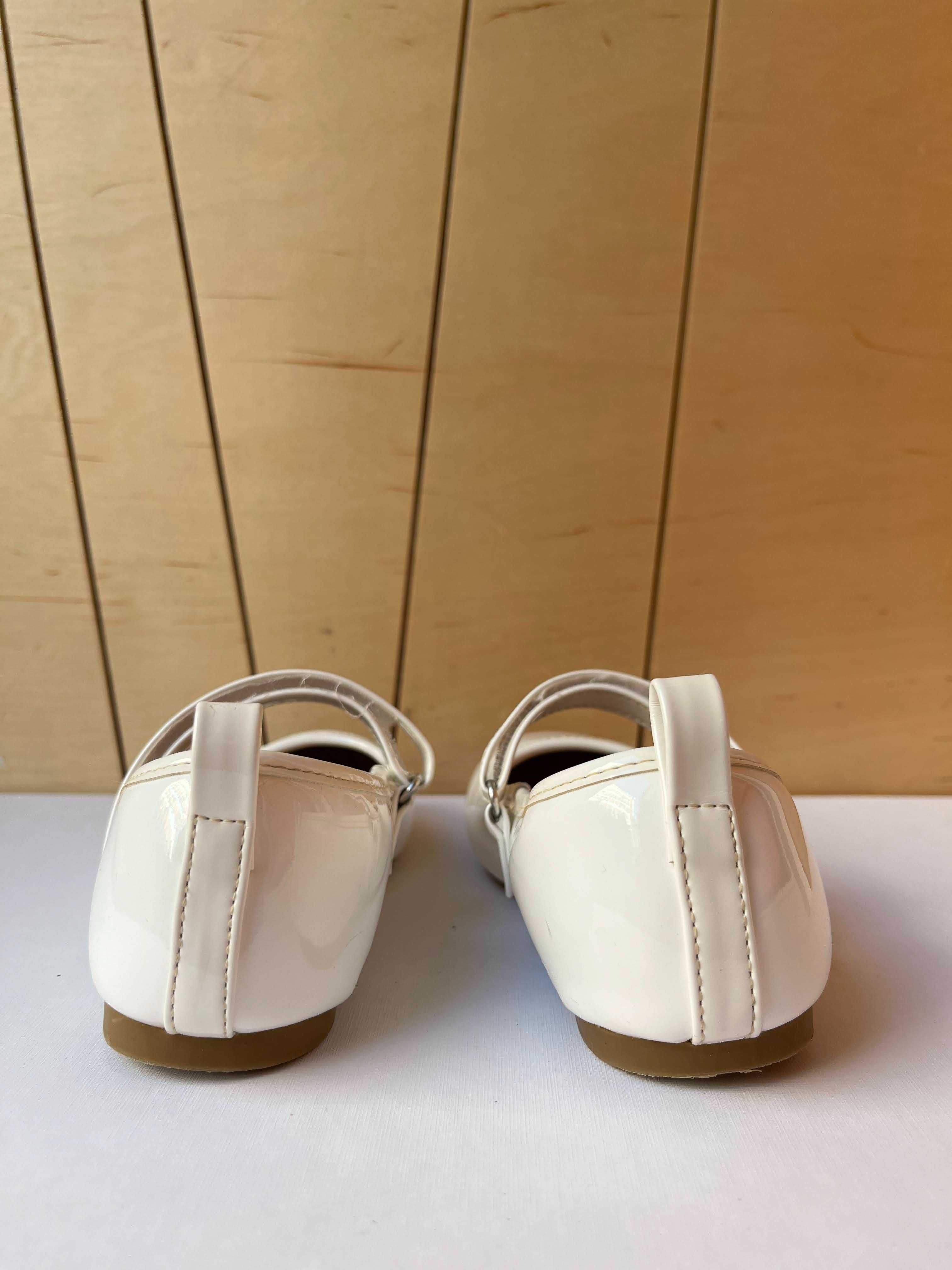 Balerinki dziewczęce, buty na komunię, buciki do sukienki