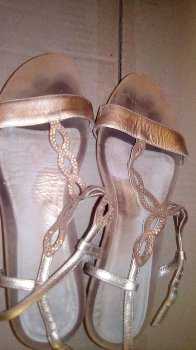 Босоніжки38р/устілки25см