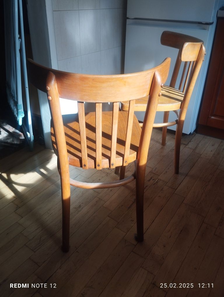 2 Bukowe krzesła gięte THONET Radomsko PRL