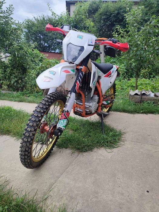 Мотоцикл кросовий ENDURO EXDRIVE ProFactory 250cc