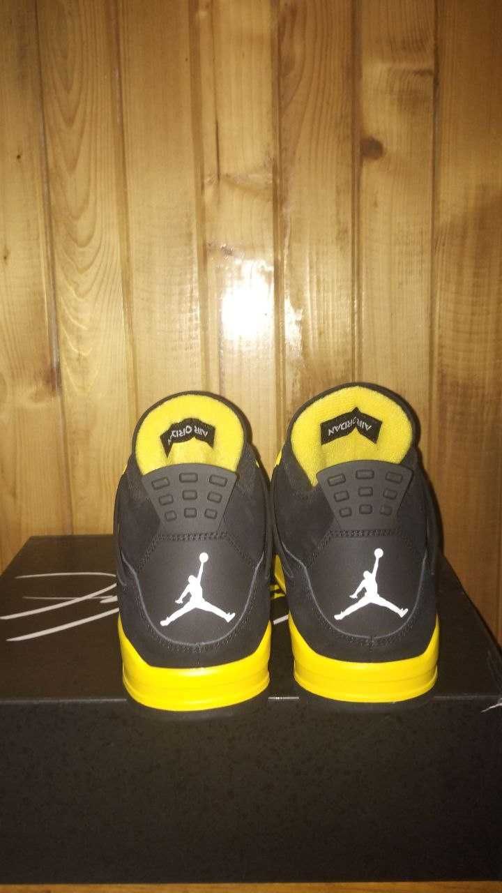 Jordan 4 Yellow Thunder