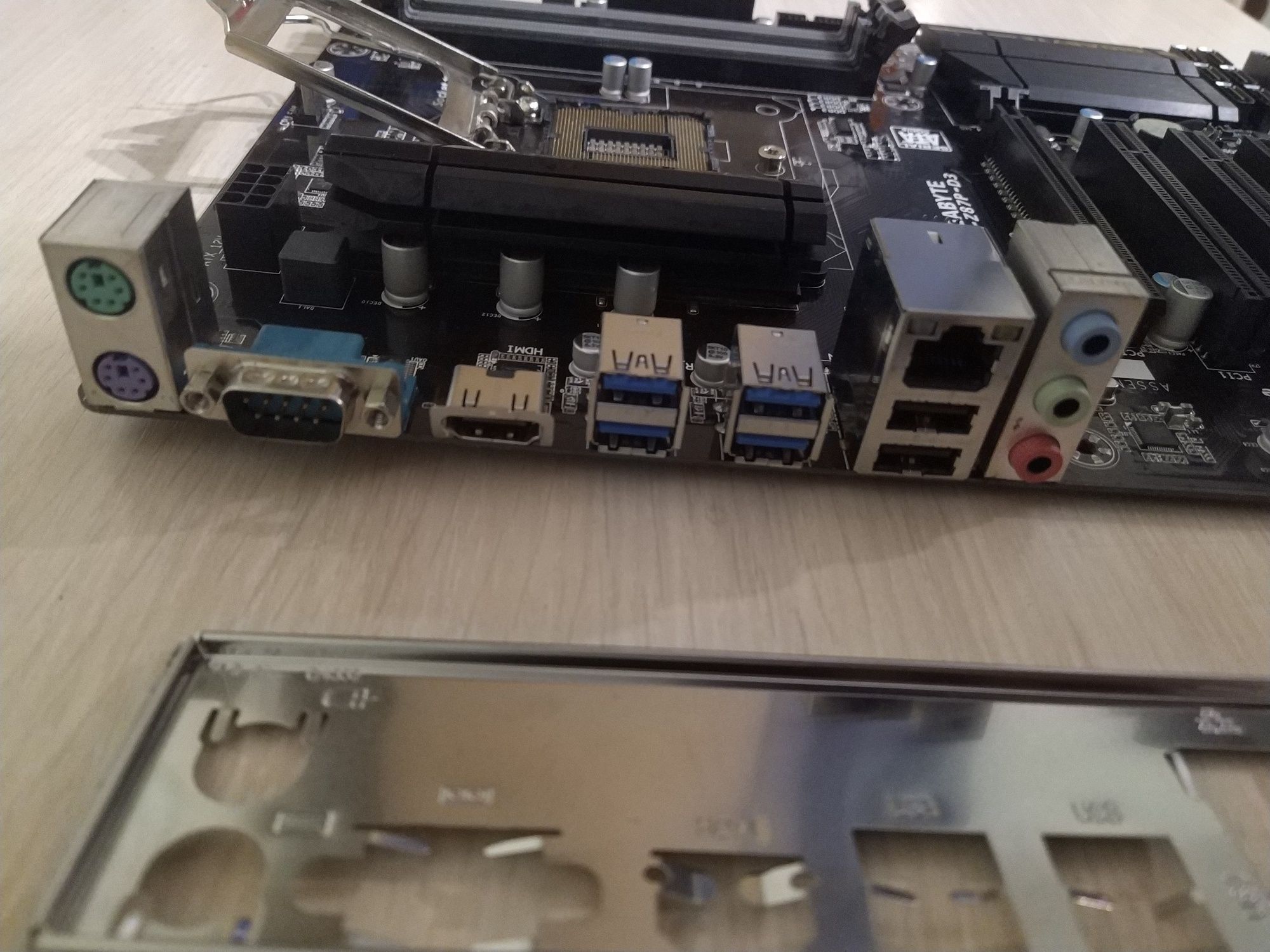 Материнская плата Gigabyte GA-Z87P-D3 s1150