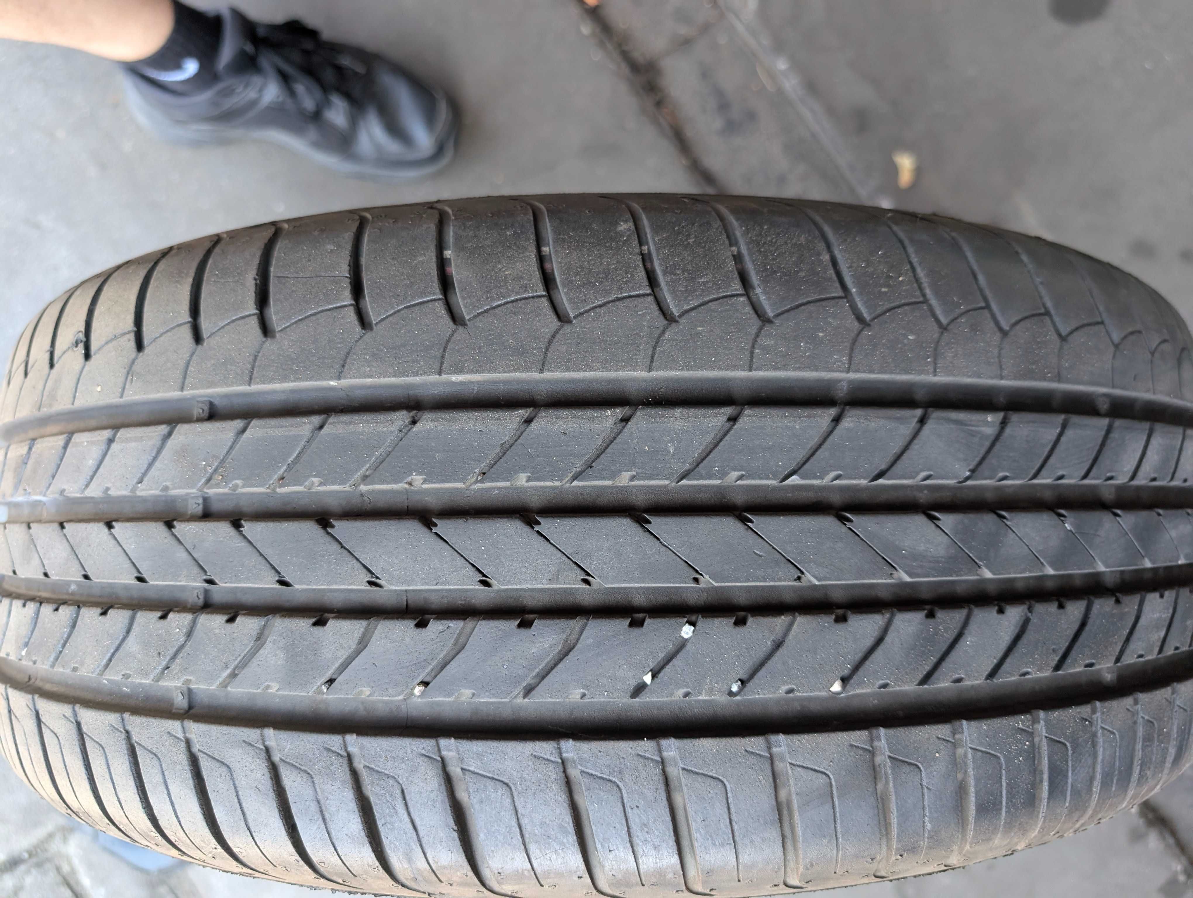 205/50/17V GOODYEAR EFFICIENTGRIP dot 5122 bieżnik 7mm