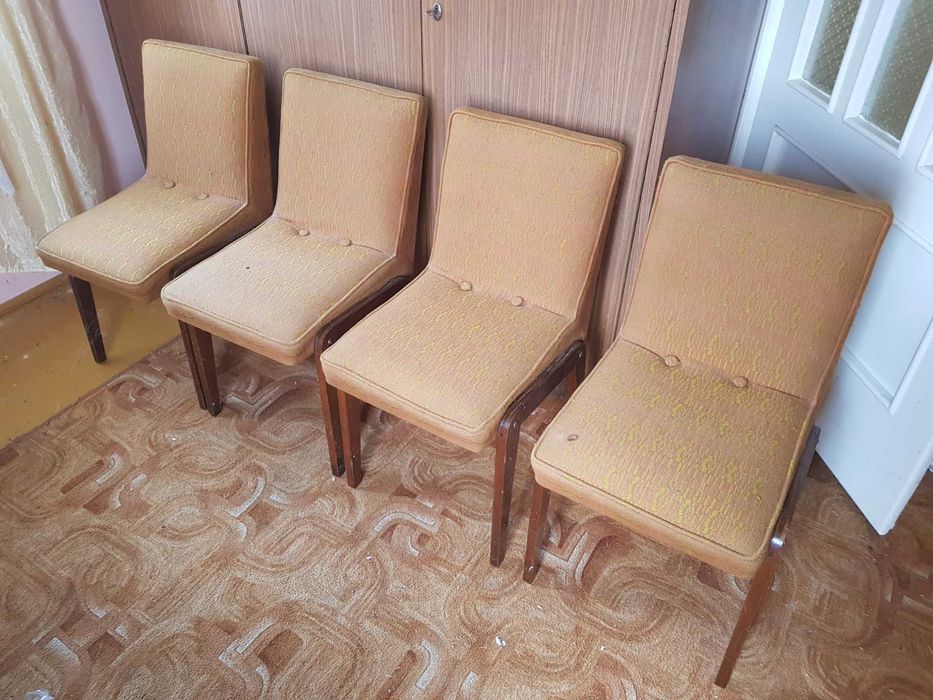 Komplet krzeseł AGA PRL 4szt,  Krzesło AGA