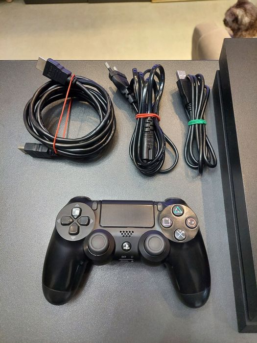 Продам PS4 Fat 12 ревізії 500 гб.