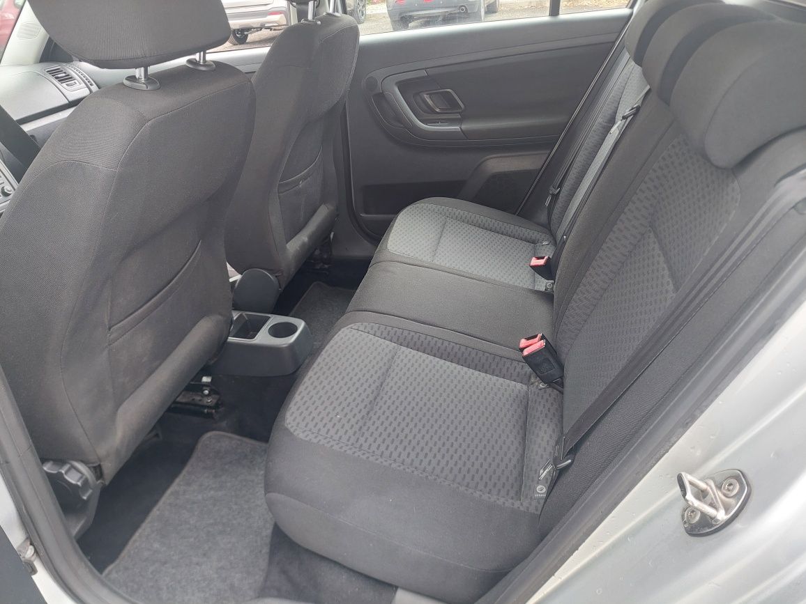 Skoda Fábia 1.2 Confort A/C