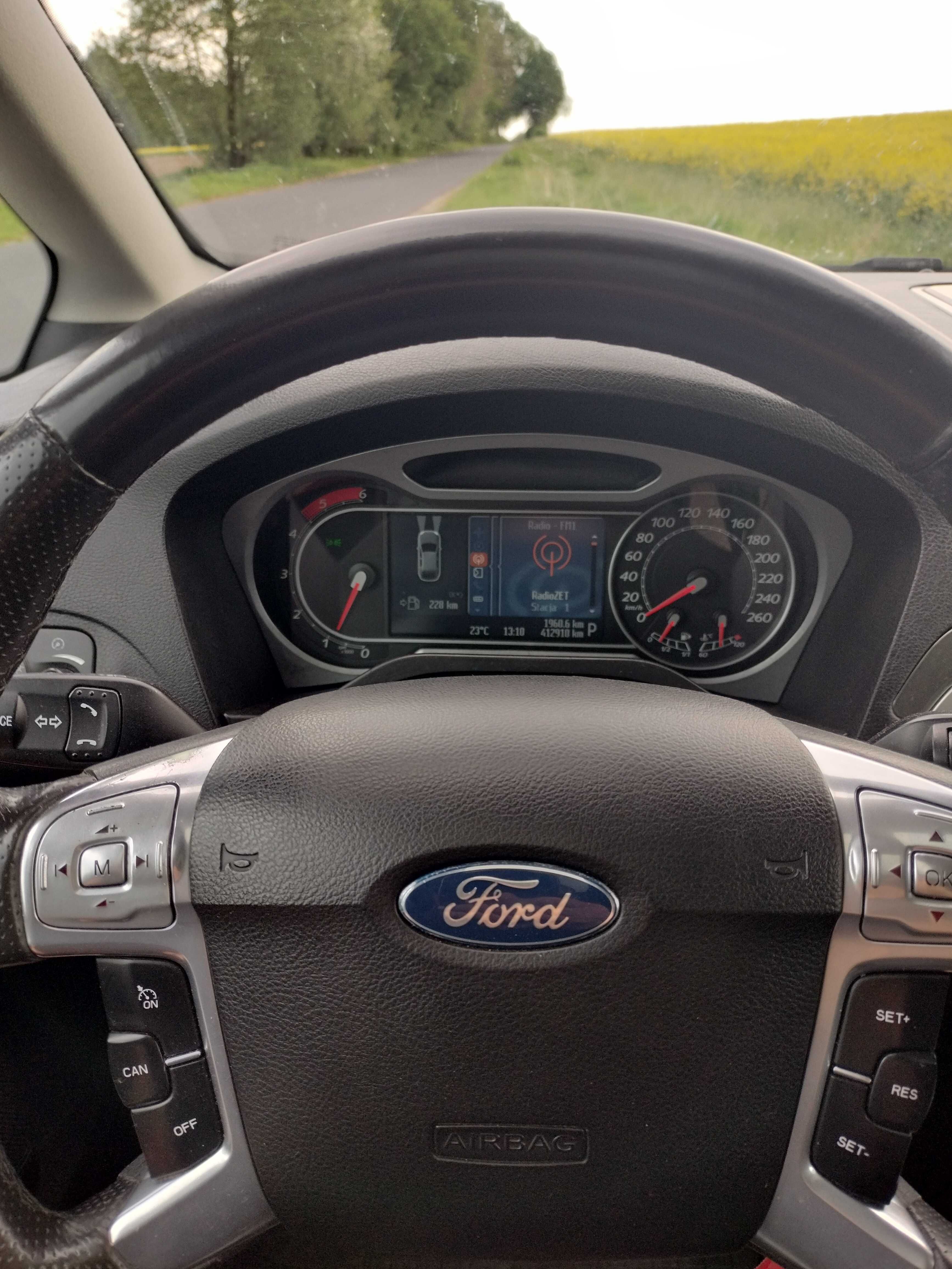 Ford Galaxy mk3.
