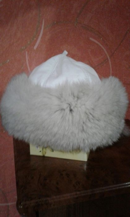 Шапка зимова з песця, верх кожа